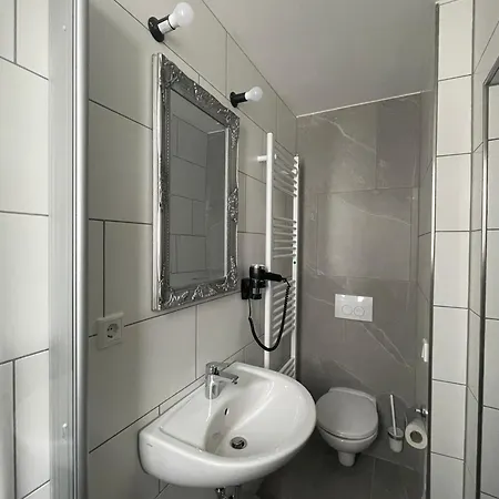 Haus 15 Monteurwohnungen Bielefeld