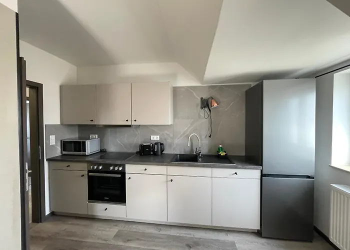 Haus 15 Monteurwohnungen *